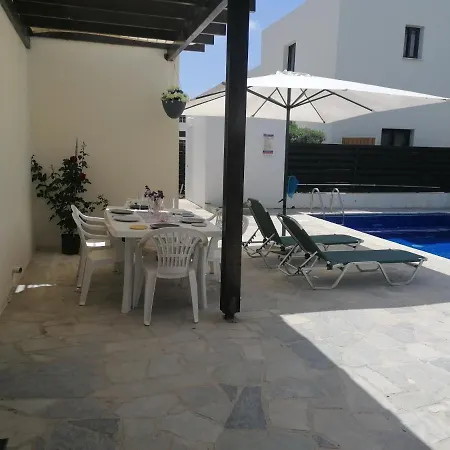 Med-sunset Kissonerga